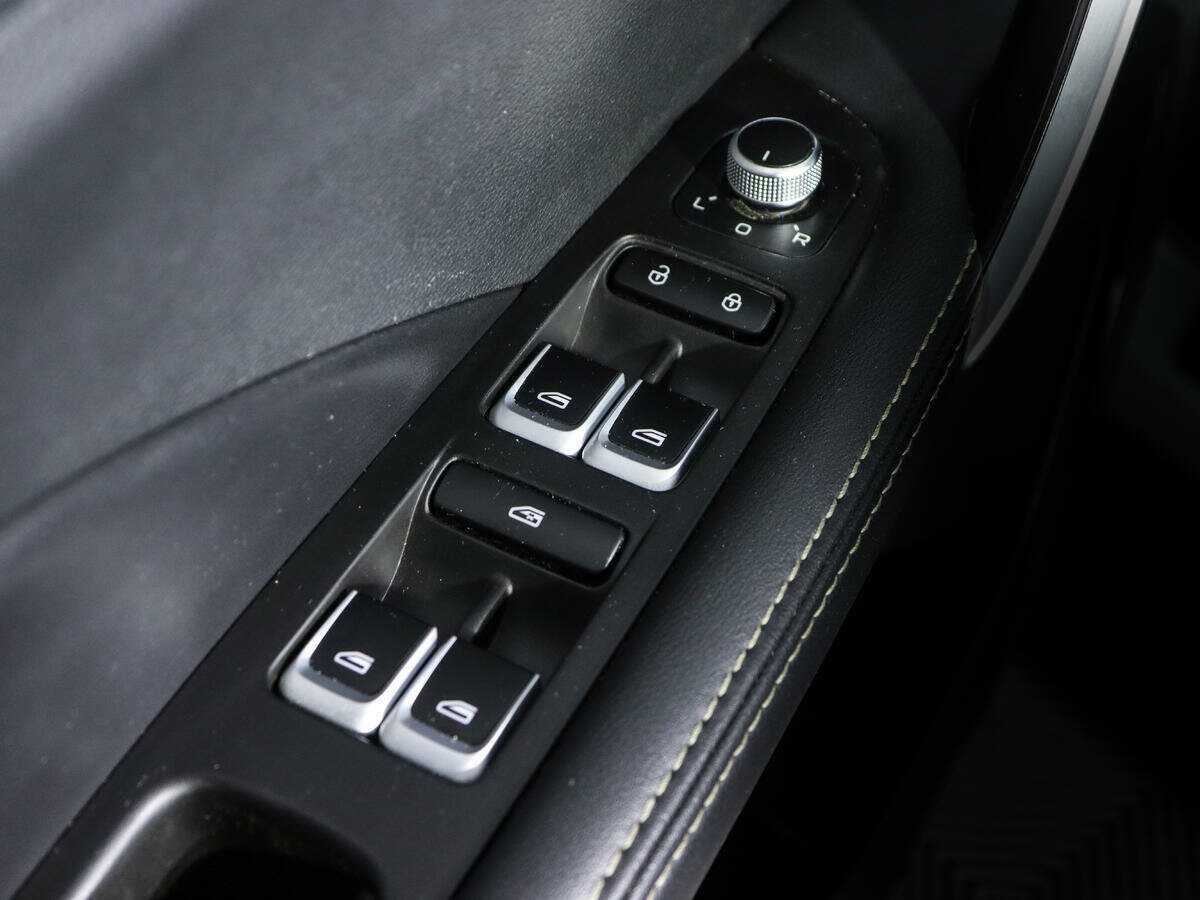 Geely Coolray с пробегом — 2021 год. Фото: #18