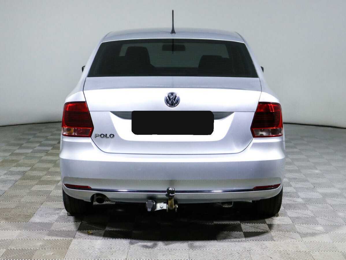 Volkswagen Polo с пробегом — 2016 год. Фото: #4
