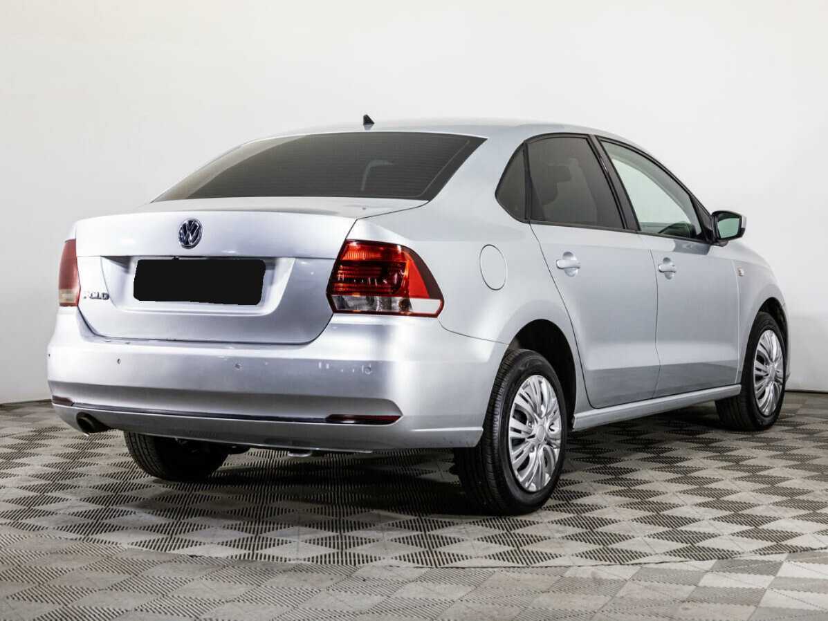Volkswagen Polo с пробегом — 2016 год. Фото: #4