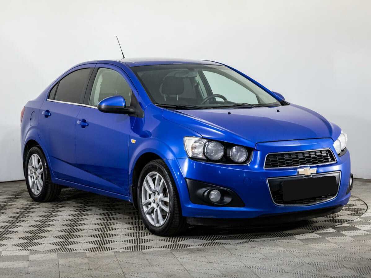 Chevrolet Aveo с пробегом — 2012 год. Фото: #2