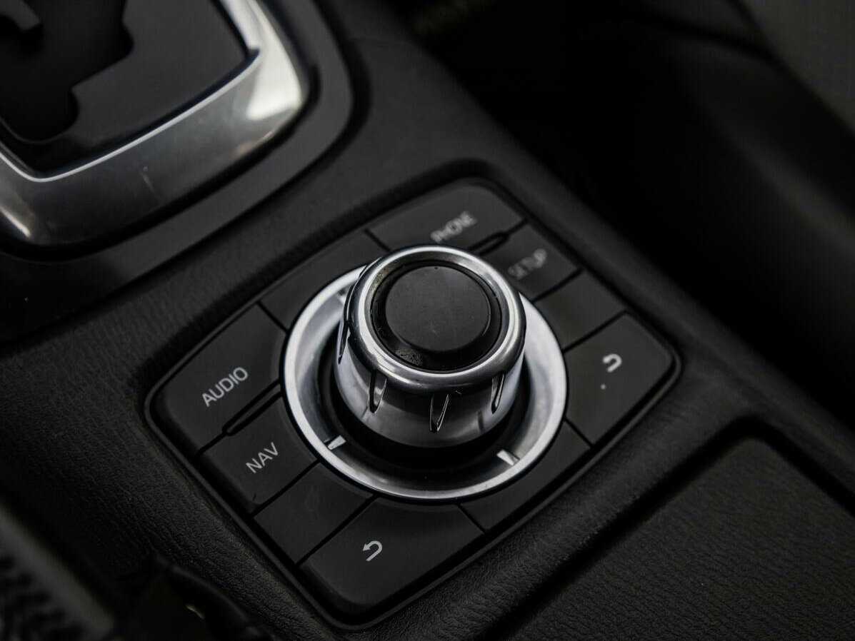 Mazda 6 с пробегом — 2013 год. Фото: #17