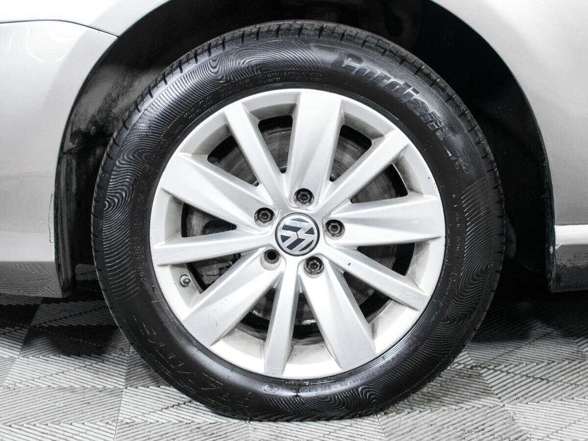 Volkswagen Passat с пробегом — 2012 год. Фото: #15