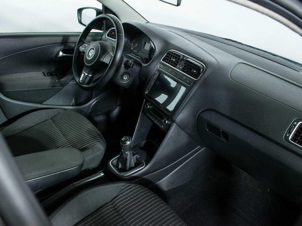 Volkswagen Polo с пробегом — 2014 год. Фото: #8