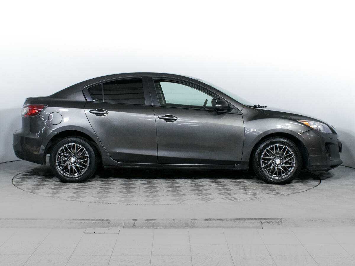 Mazda 3 с пробегом — 2012 год. Фото: #3