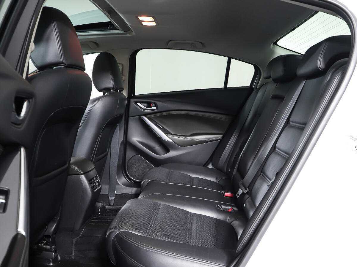 Mazda 6 с пробегом — 2015 год. Фото: #8
