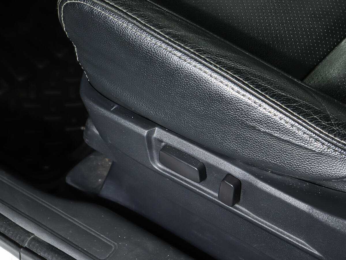 Mitsubishi Outlander с пробегом — 2015 год. Фото: #15