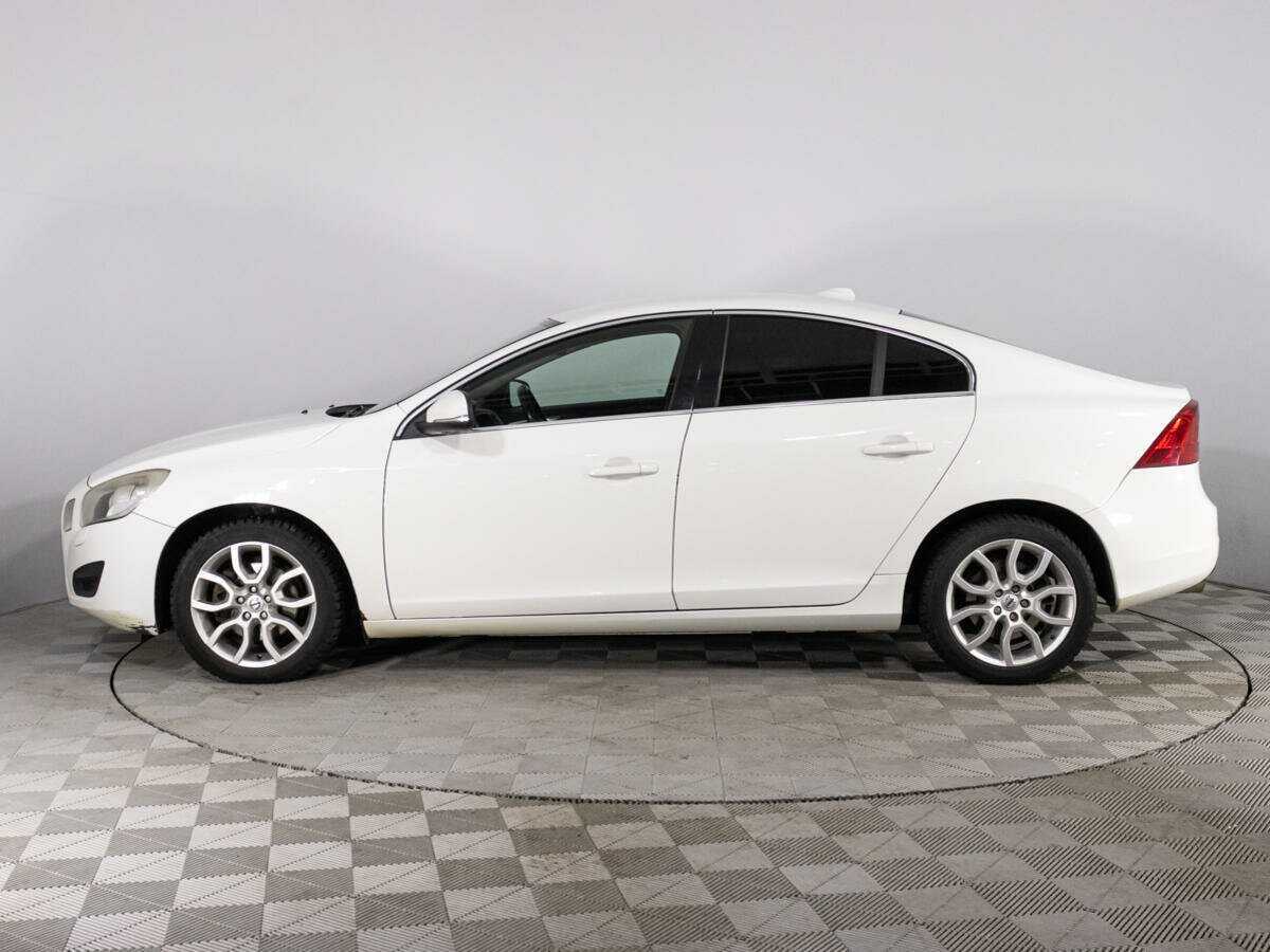 Volvo S60 с пробегом — 2012 год. Фото: #7