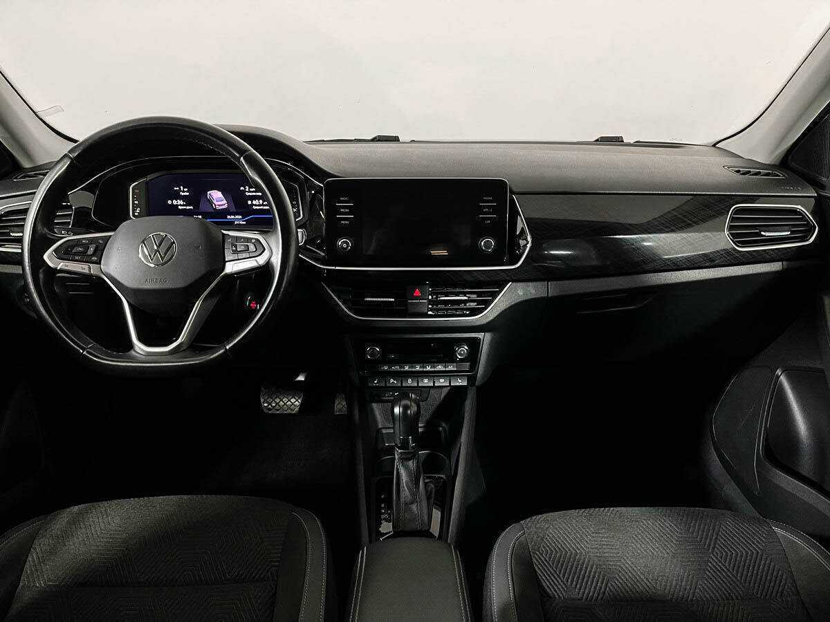 Volkswagen Polo с пробегом — 2020 год. Фото: #9