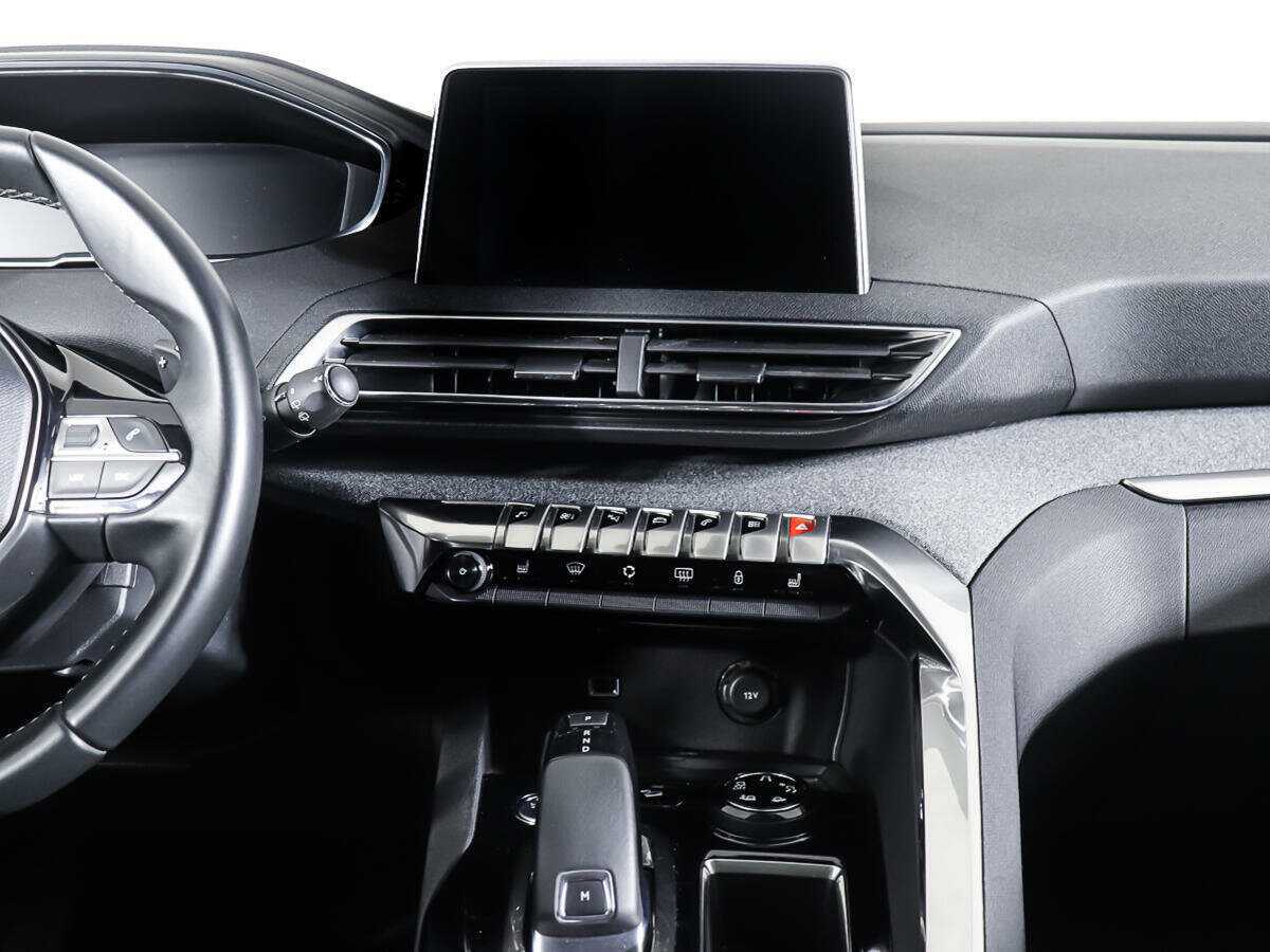 Peugeot 3008 с пробегом — 2017 год. Фото: #11