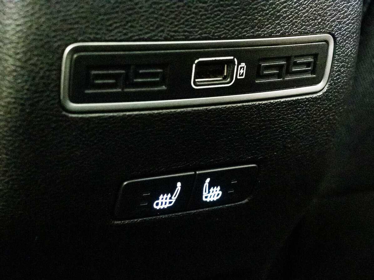 Geely Coolray с пробегом — 2022 год. Фото: #21