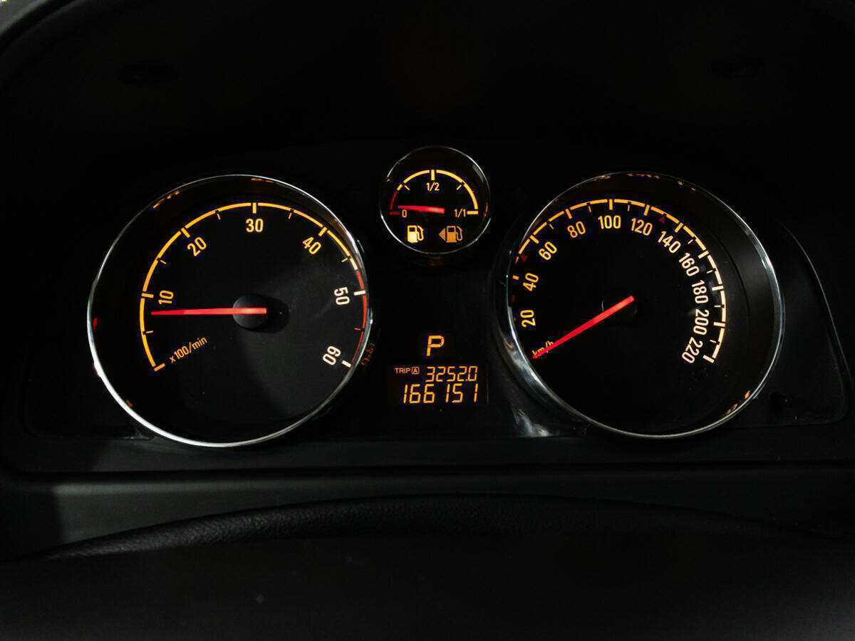 Opel Antara с пробегом — 2012 год. Фото: #11