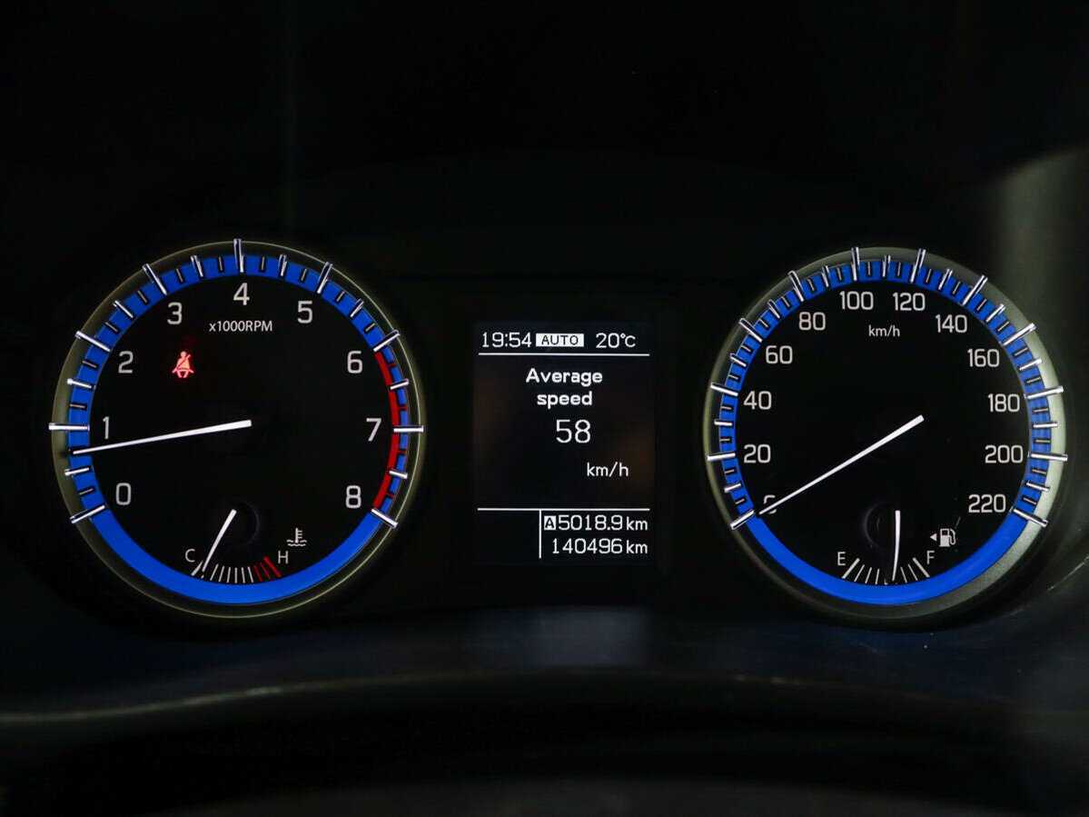 Suzuki SX4 с пробегом — 2014 год. Фото: #10