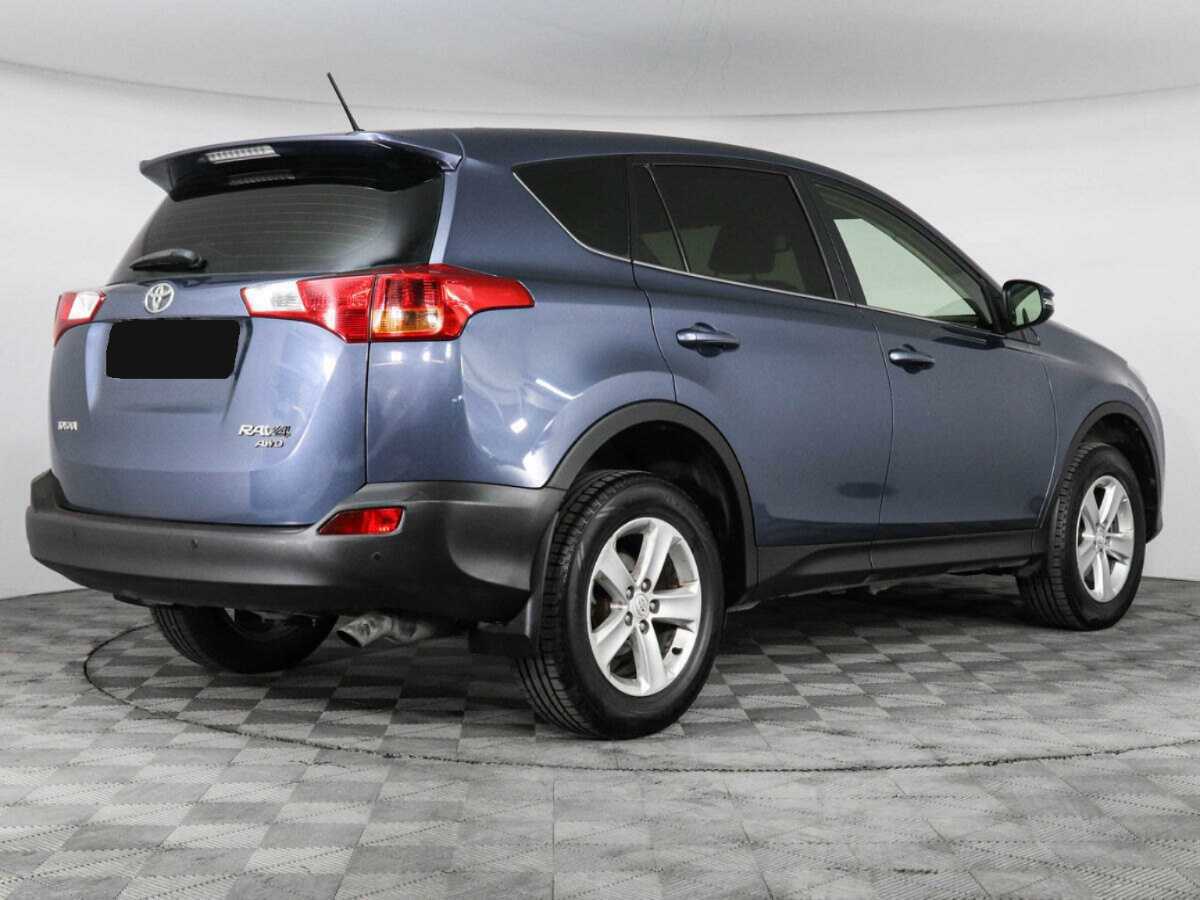 Toyota RAV4 с пробегом — 2013 год. Фото: #4