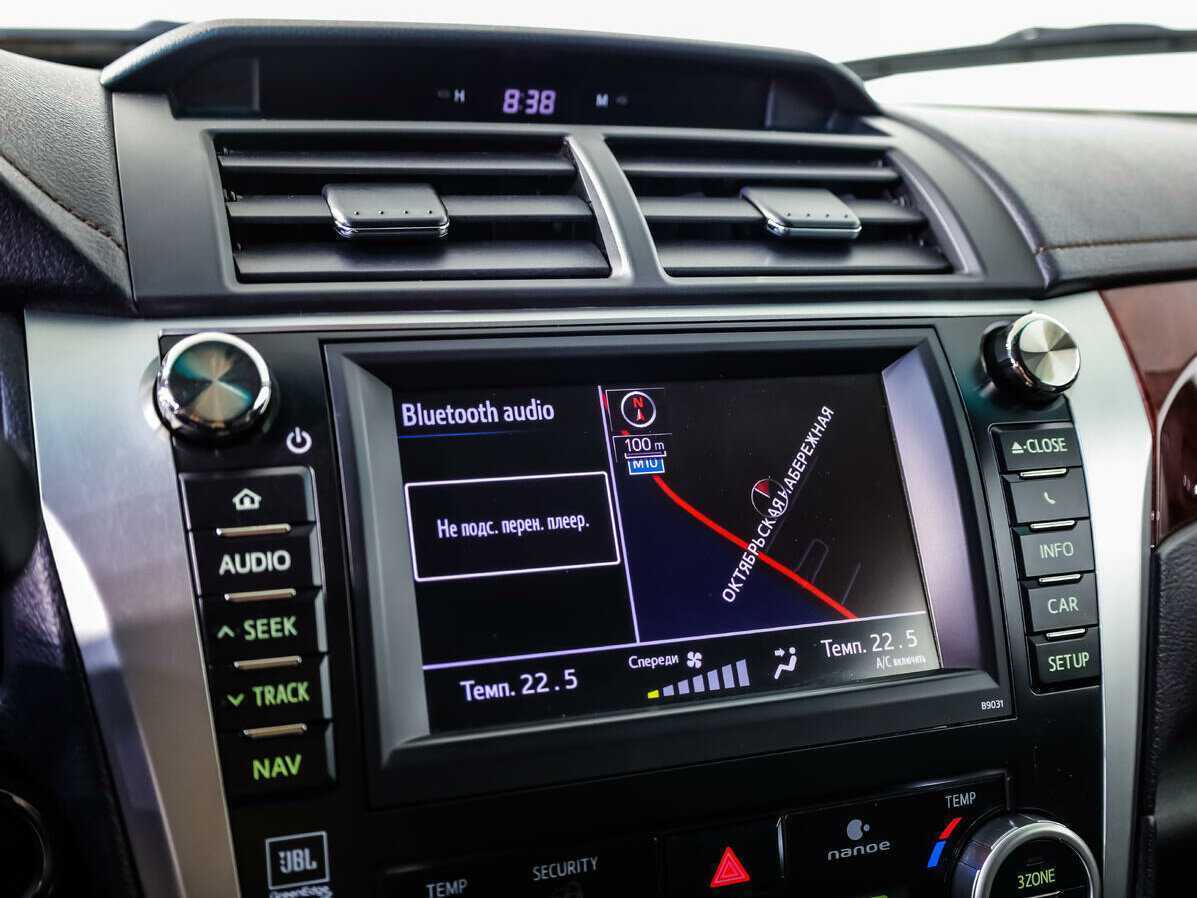 Toyota Camry с пробегом — 2013 год. Фото: #12