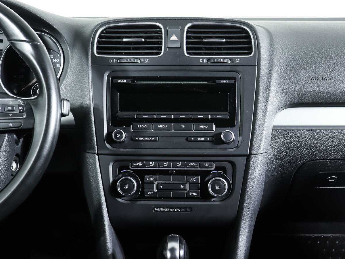 Volkswagen Golf с пробегом — 2012 год. Фото: #7