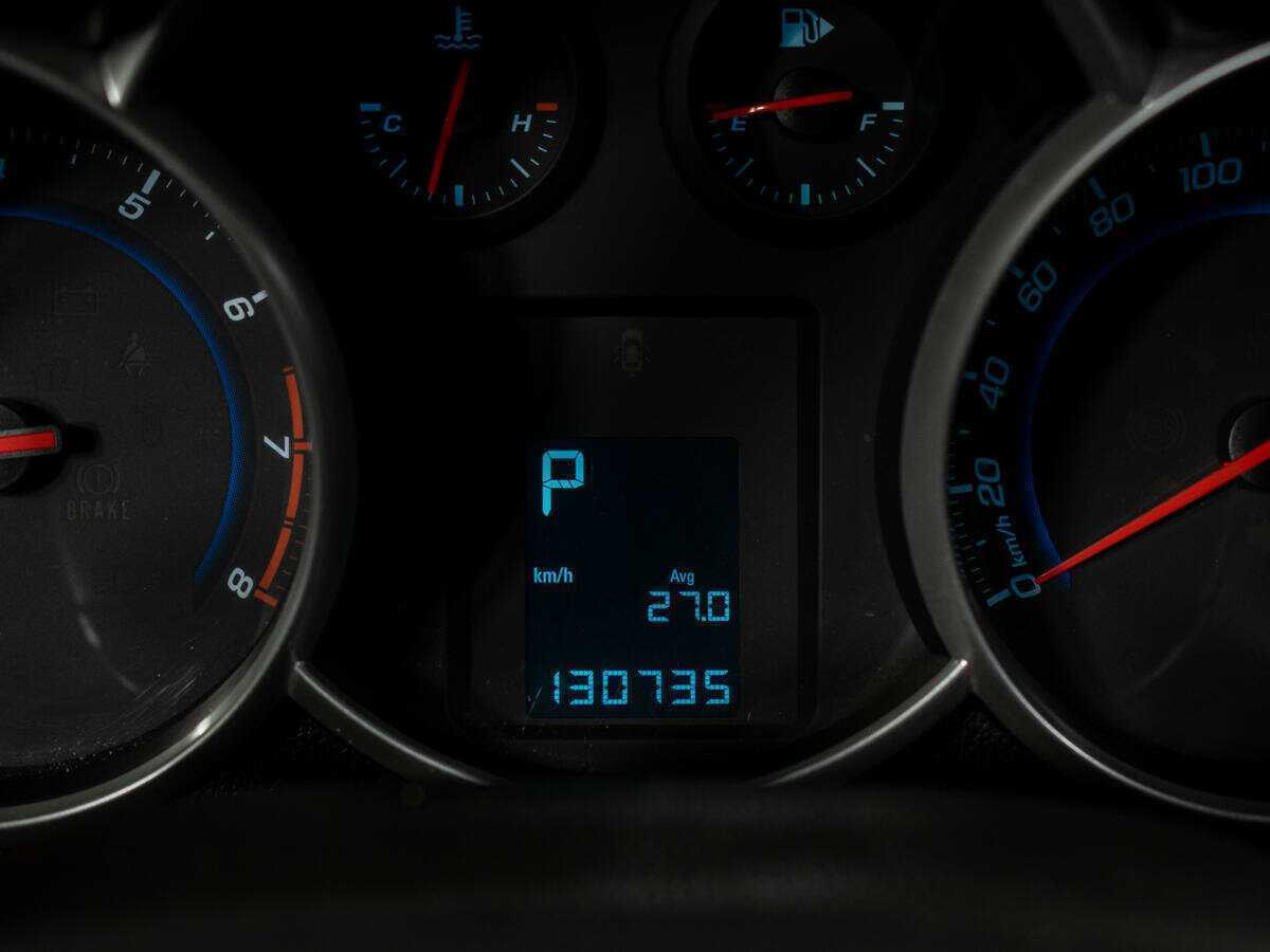 Chevrolet Cruze с пробегом — 2013 год. Фото: #9