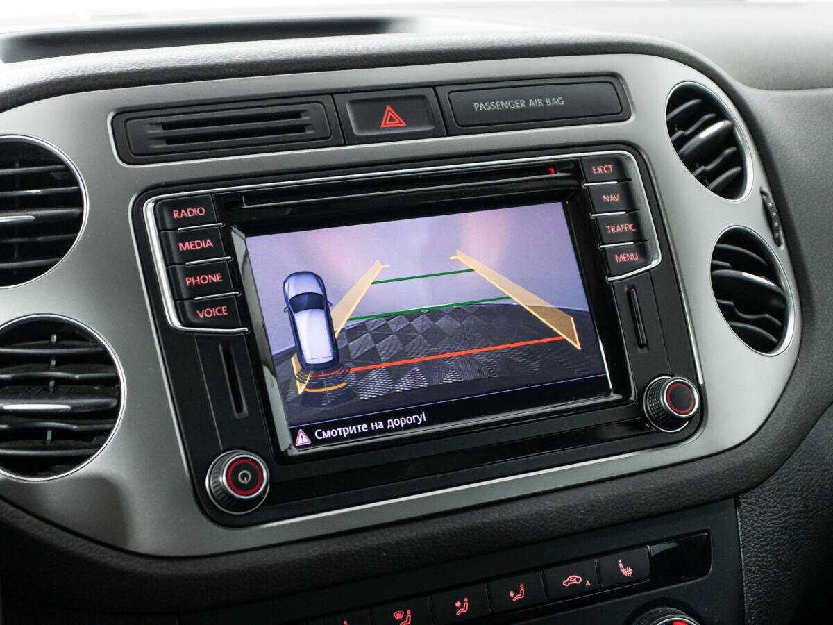 Volkswagen Tiguan с пробегом — 2015 год. Фото: #14