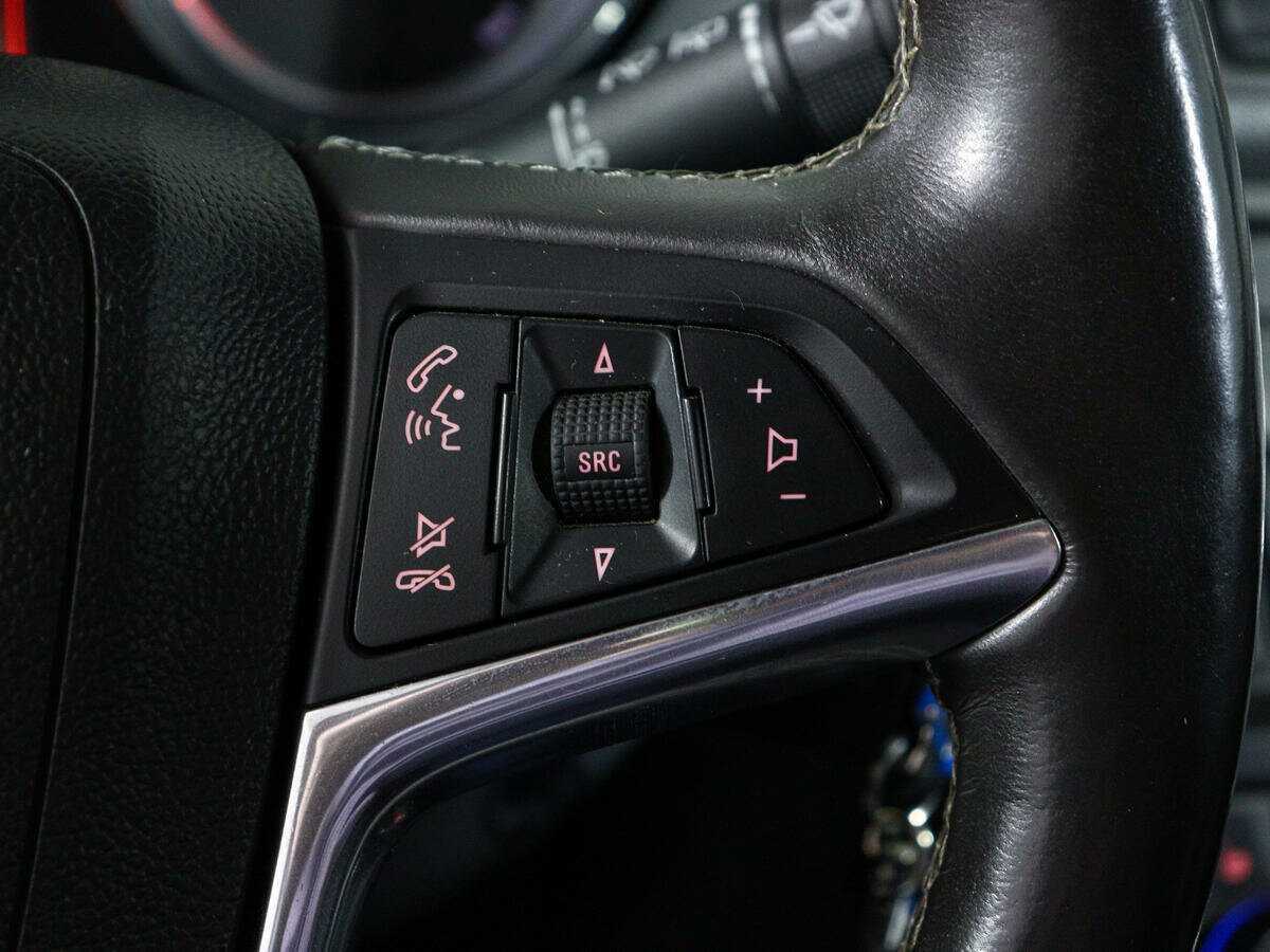 Opel Mokka с пробегом — 2014 год. Фото: #16