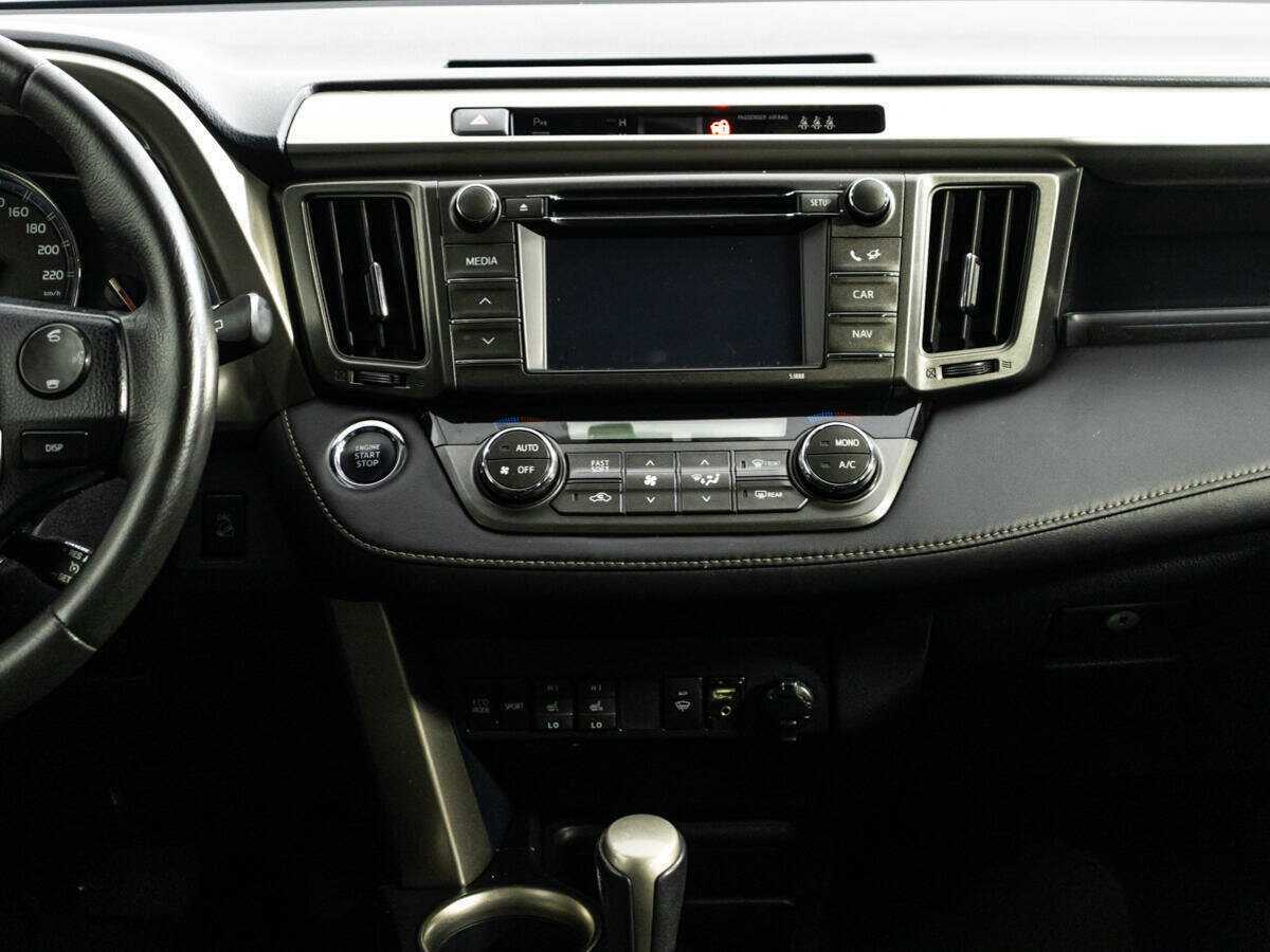 Toyota RAV4 с пробегом — 2013 год. Фото: #13