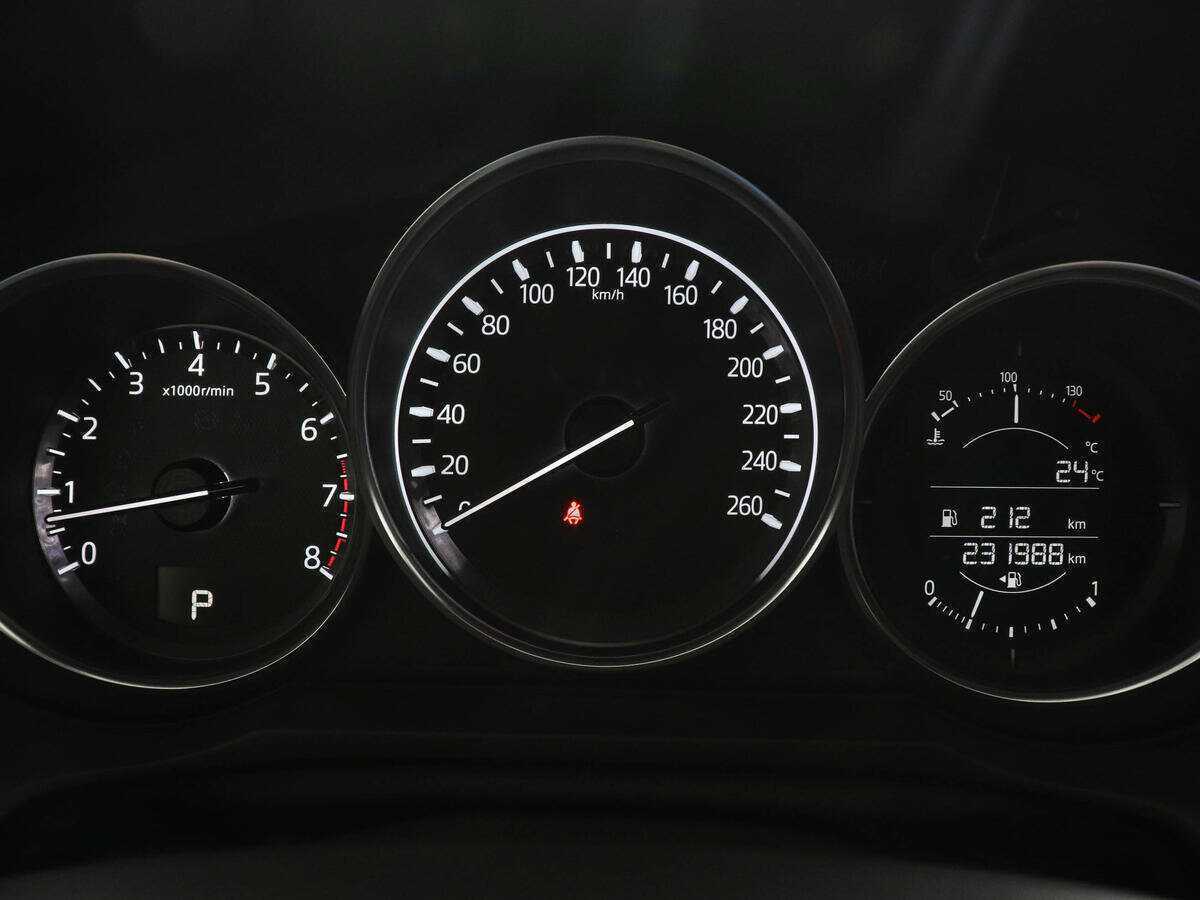 Mazda 6 с пробегом — 2017 год. Фото: #10