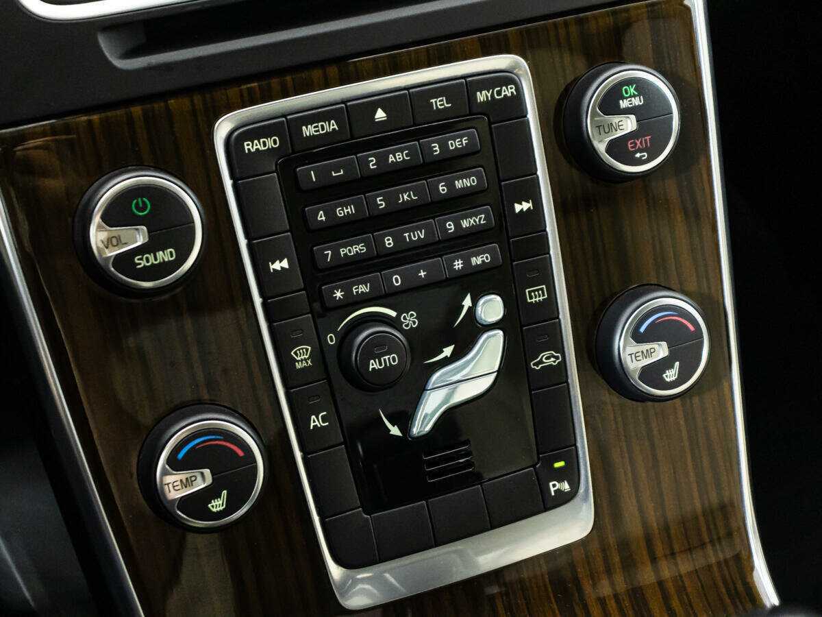 Volvo S60 с пробегом — 2012 год. Фото: #14