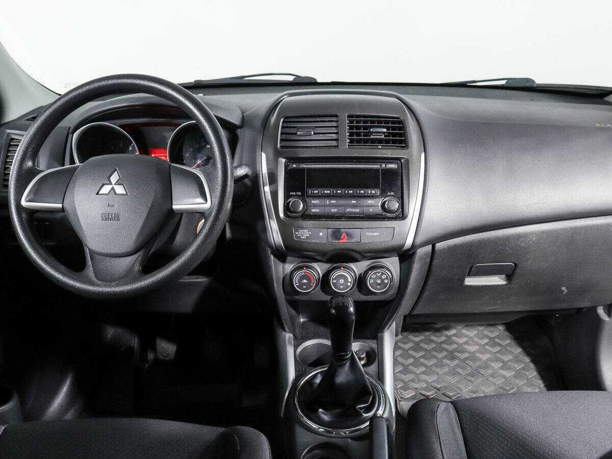 Mitsubishi ASX с пробегом — 2014 год. Фото: #11