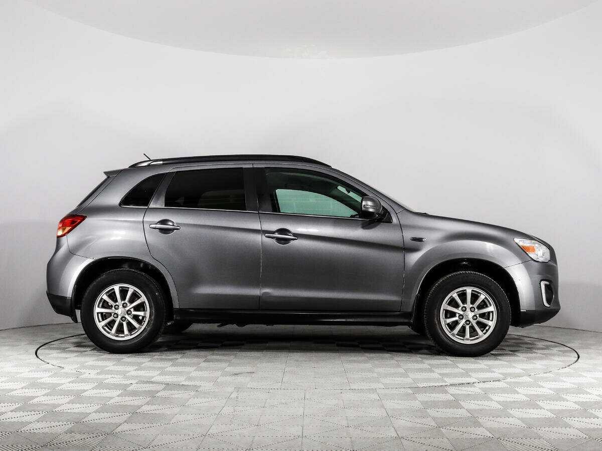 Mitsubishi ASX с пробегом — 2015 год. Фото: #2