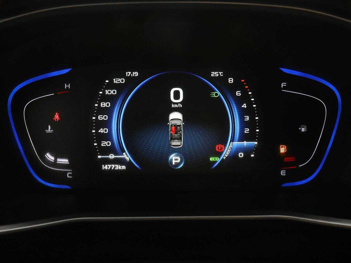 Geely Coolray с пробегом — 2022 год. Фото: #10