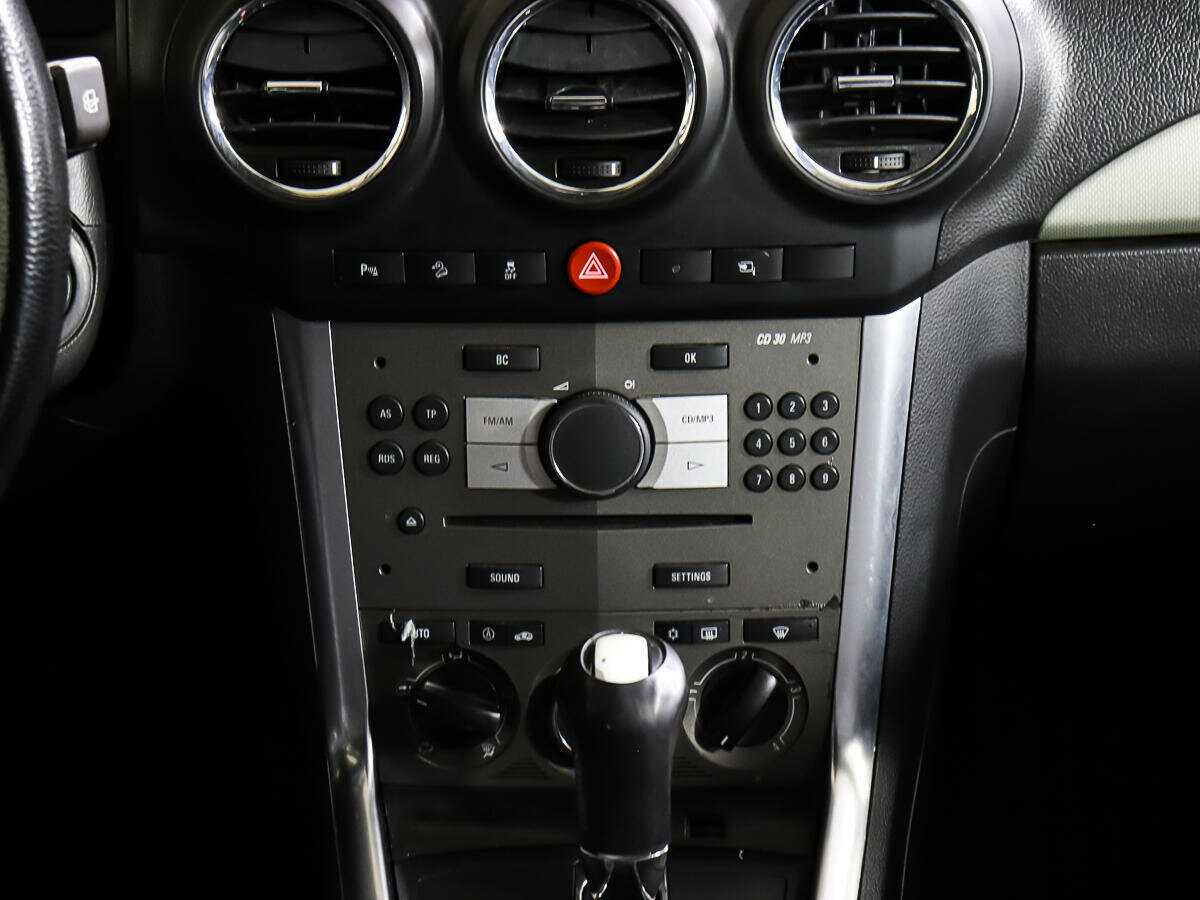 Opel Antara с пробегом — 2013 год. Фото: #11