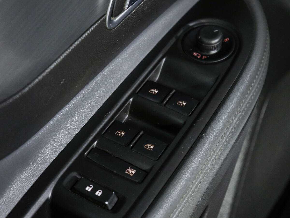 Opel Mokka с пробегом — 2014 год. Фото: #13