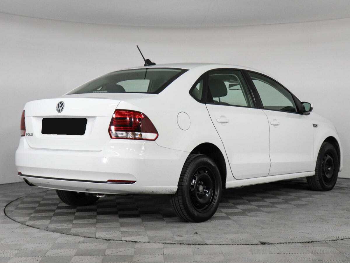 Volkswagen Polo с пробегом — 2018 год. Фото: #4