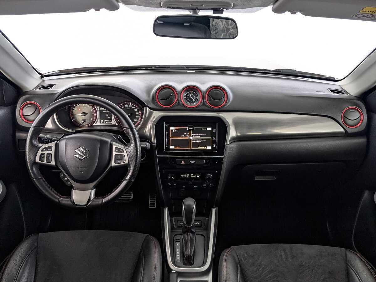 Suzuki Vitara с пробегом — 2016 год. Фото: #9