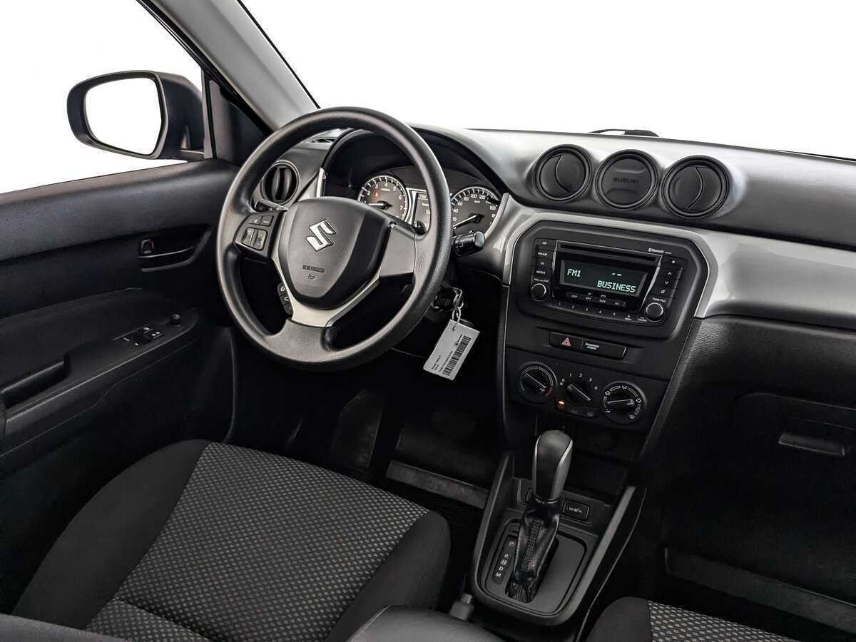 Suzuki Vitara с пробегом — 2016 год. Фото: #16