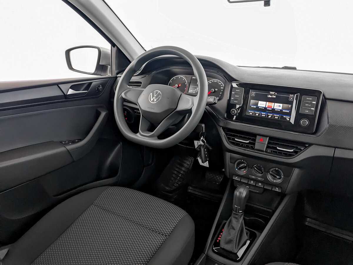 Volkswagen Polo с пробегом — 2021 год. Фото: #21