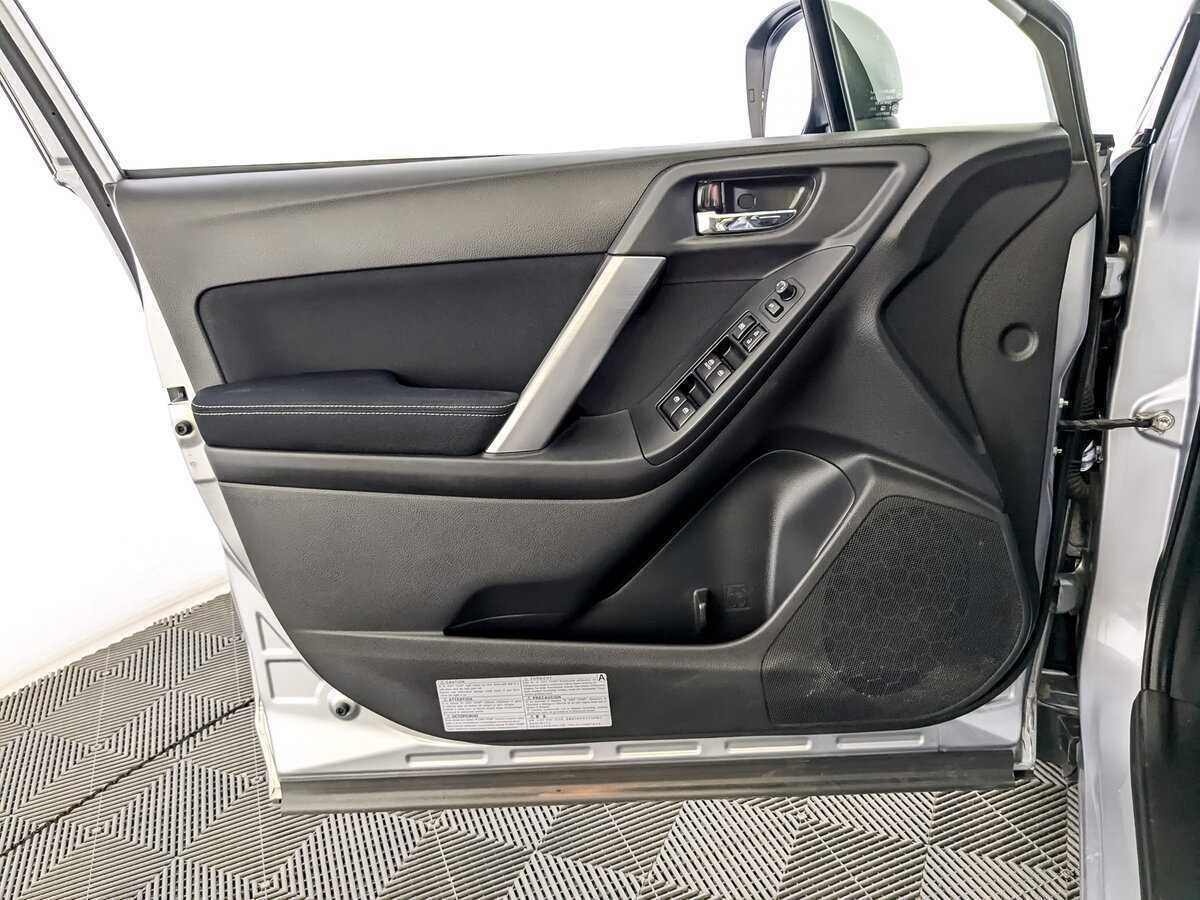 Subaru Forester с пробегом — 2015 год. Фото: #14