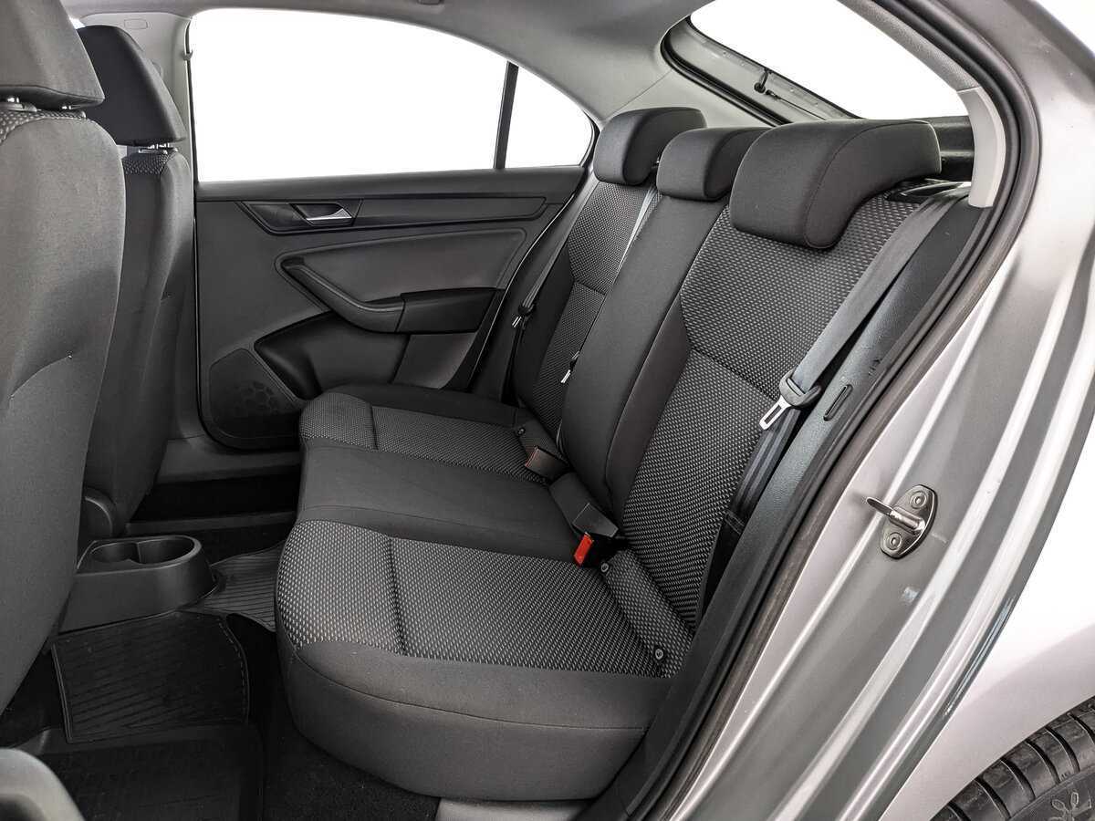 Volkswagen Polo с пробегом — 2021 год. Фото: #13