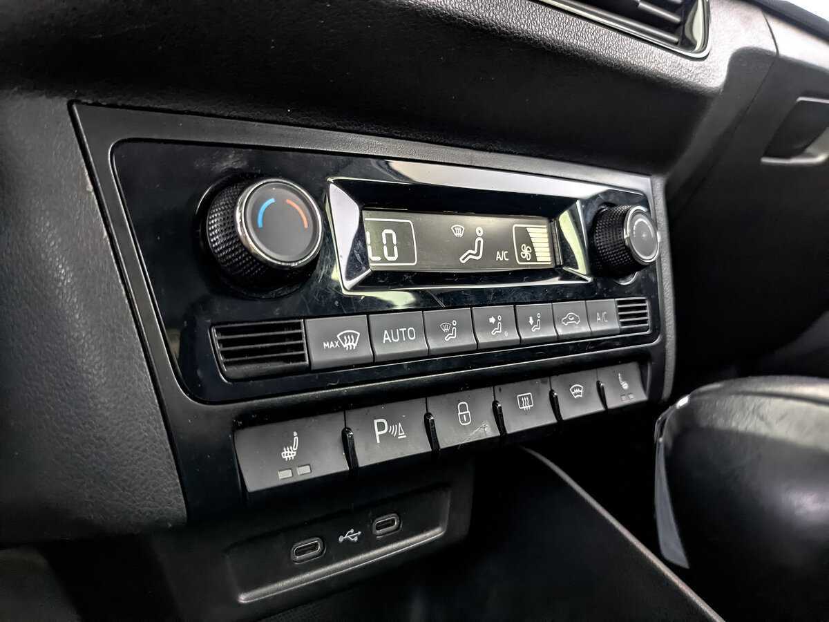 Volkswagen Polo с пробегом — 2020 год. Фото: #16