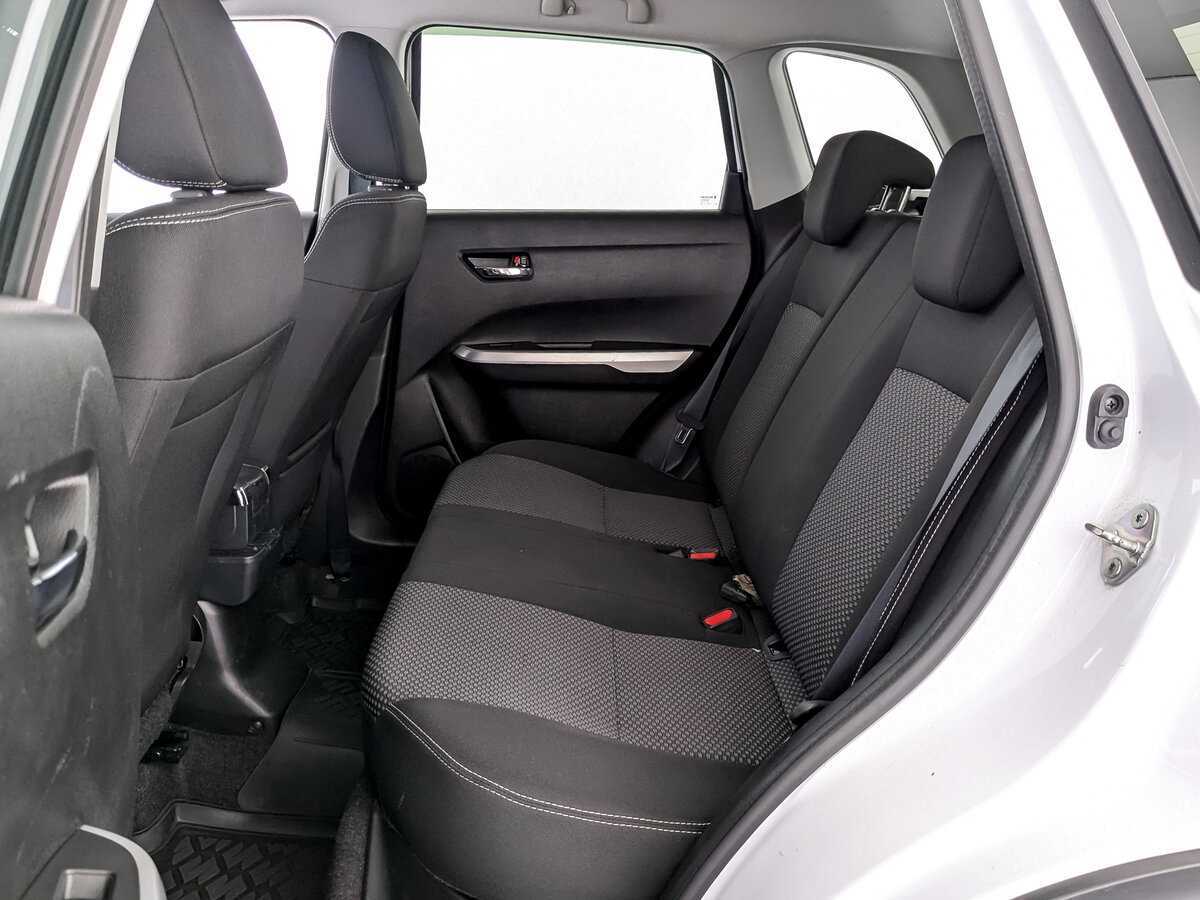 Suzuki Vitara с пробегом — 2016 год. Фото: #9