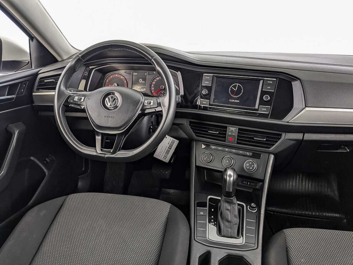 Volkswagen Jetta с пробегом — 2020 год. Фото: #16