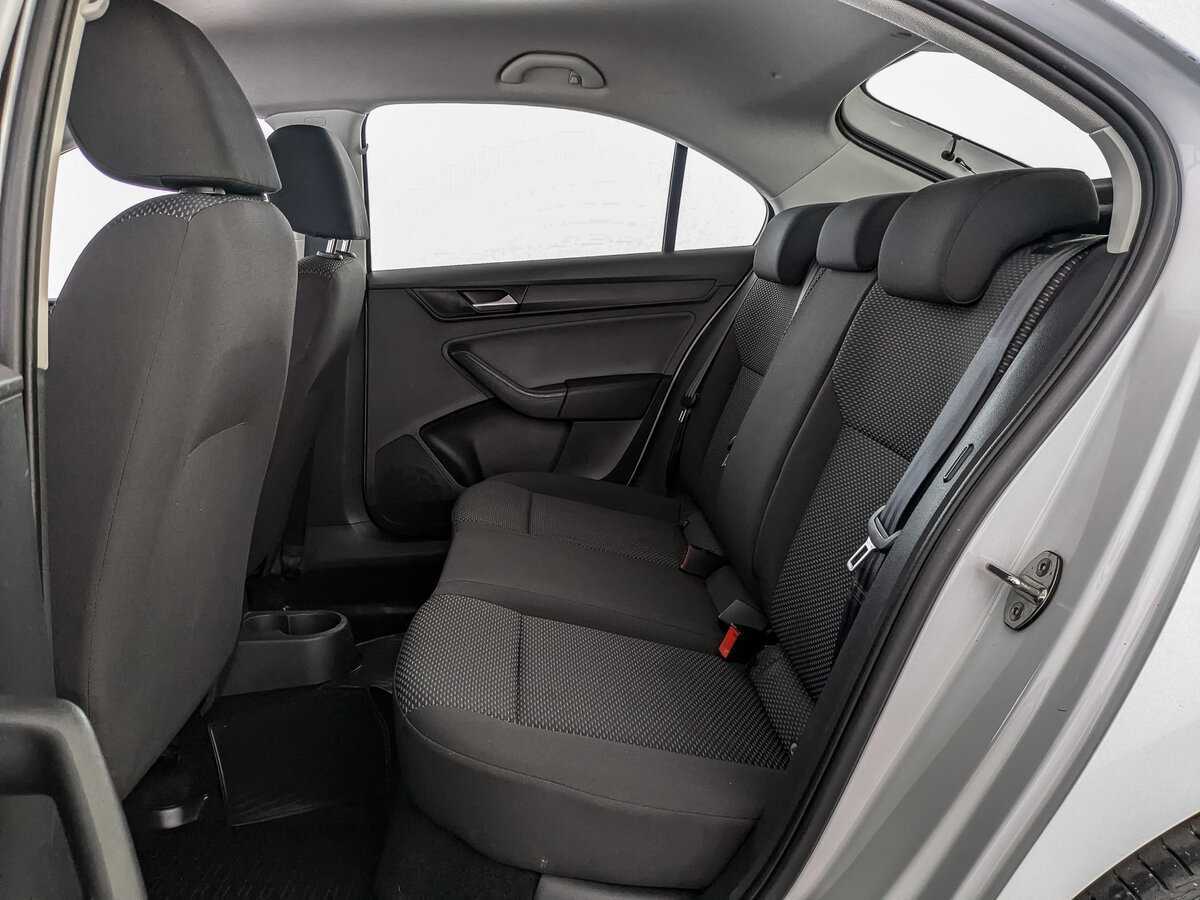 Volkswagen Polo с пробегом — 2020 год. Фото: #9