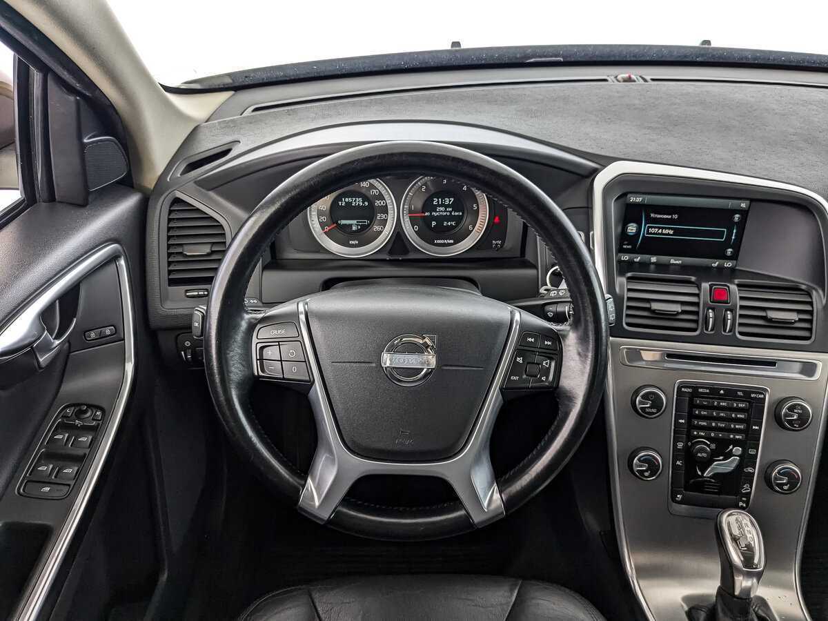 Volvo XC60 с пробегом — 2012 год. Фото: #17