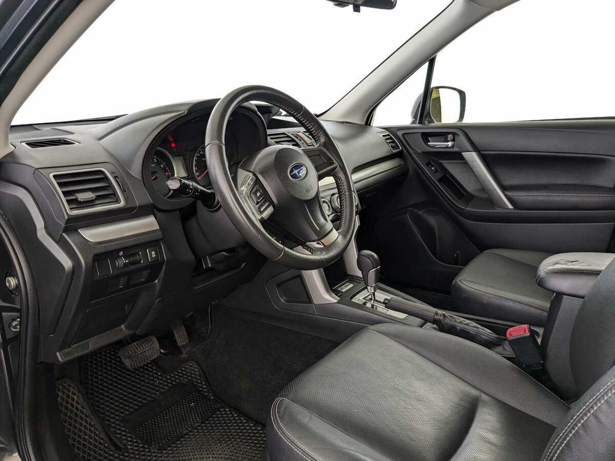 Subaru Forester с пробегом — 2015 год. Фото: #13