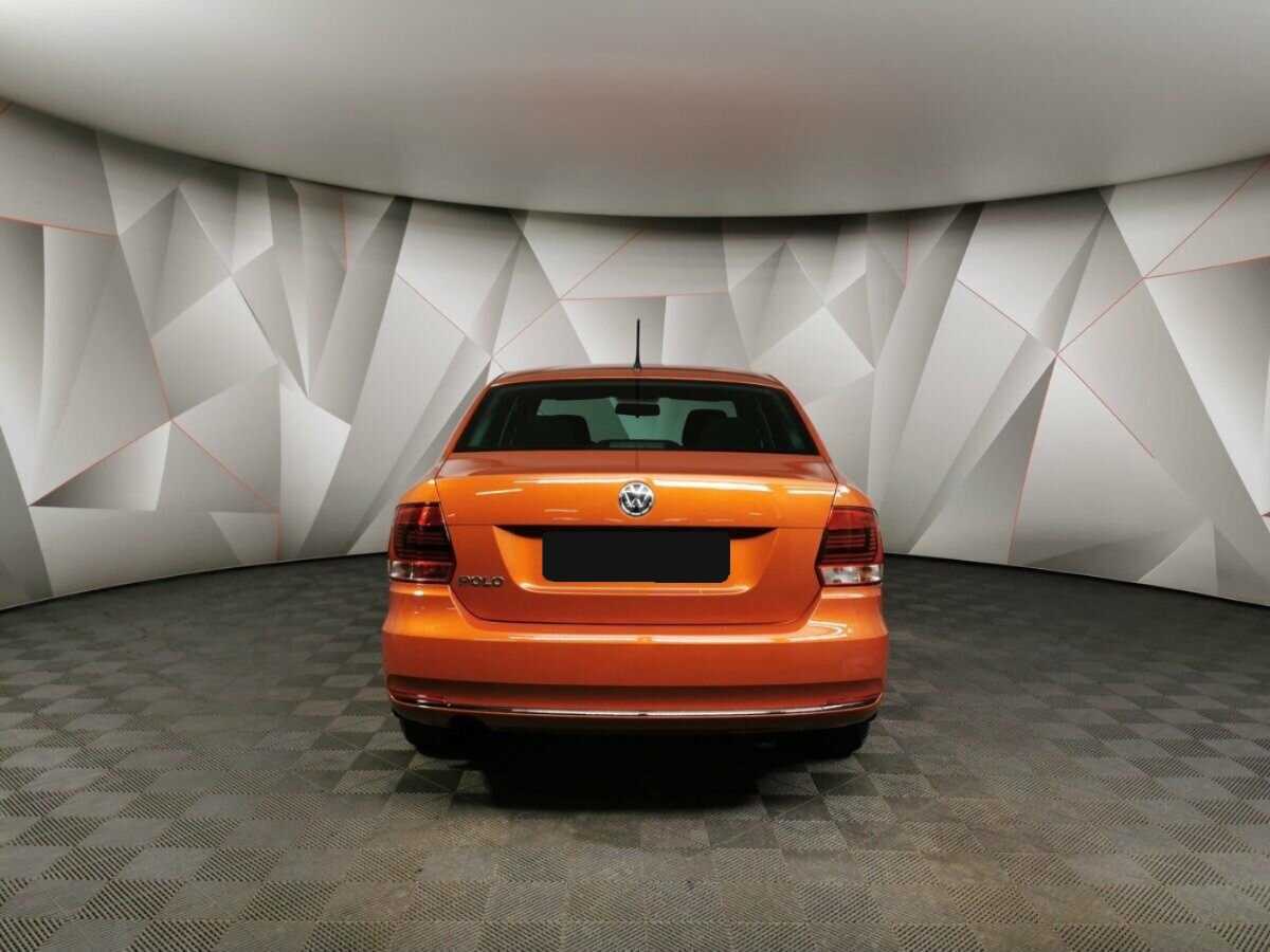 Volkswagen Polo с пробегом — 2016 год. Фото: #7