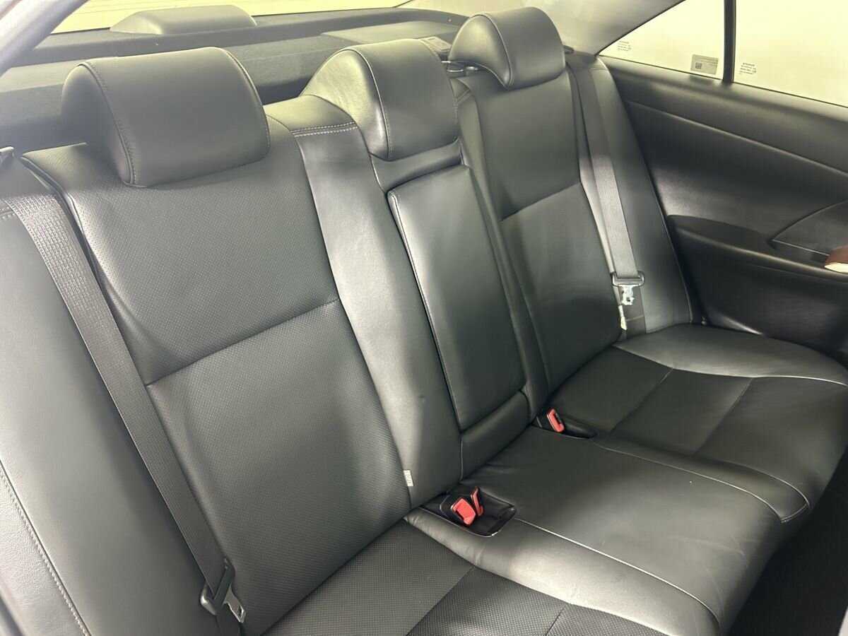 Toyota Camry с пробегом — 2013 год. Фото: #14