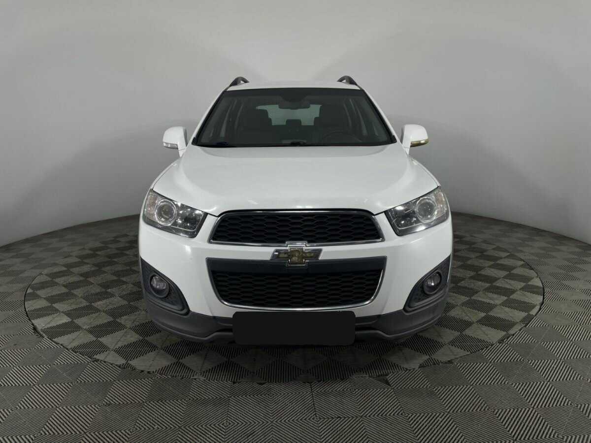 Chevrolet Captiva с пробегом — 2014 год. Фото: #1