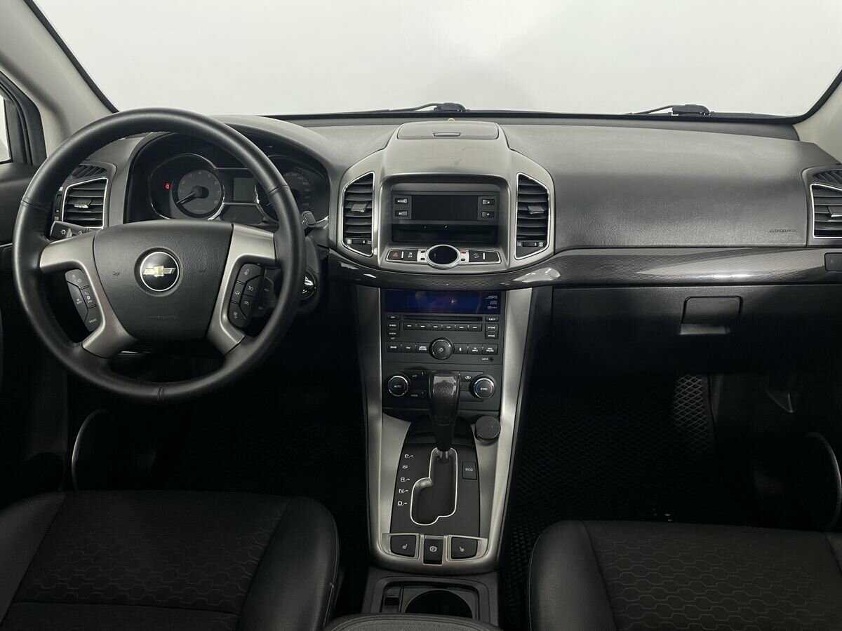 Chevrolet Captiva с пробегом — 2014 год. Фото: #6