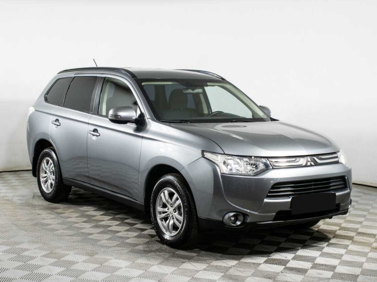 Mitsubishi Outlander с пробегом — 2012 год. Фото: #2