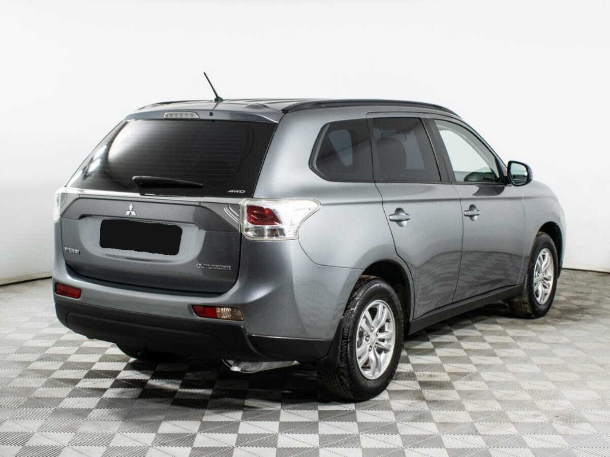 Mitsubishi Outlander с пробегом — 2012 год. Фото: #3