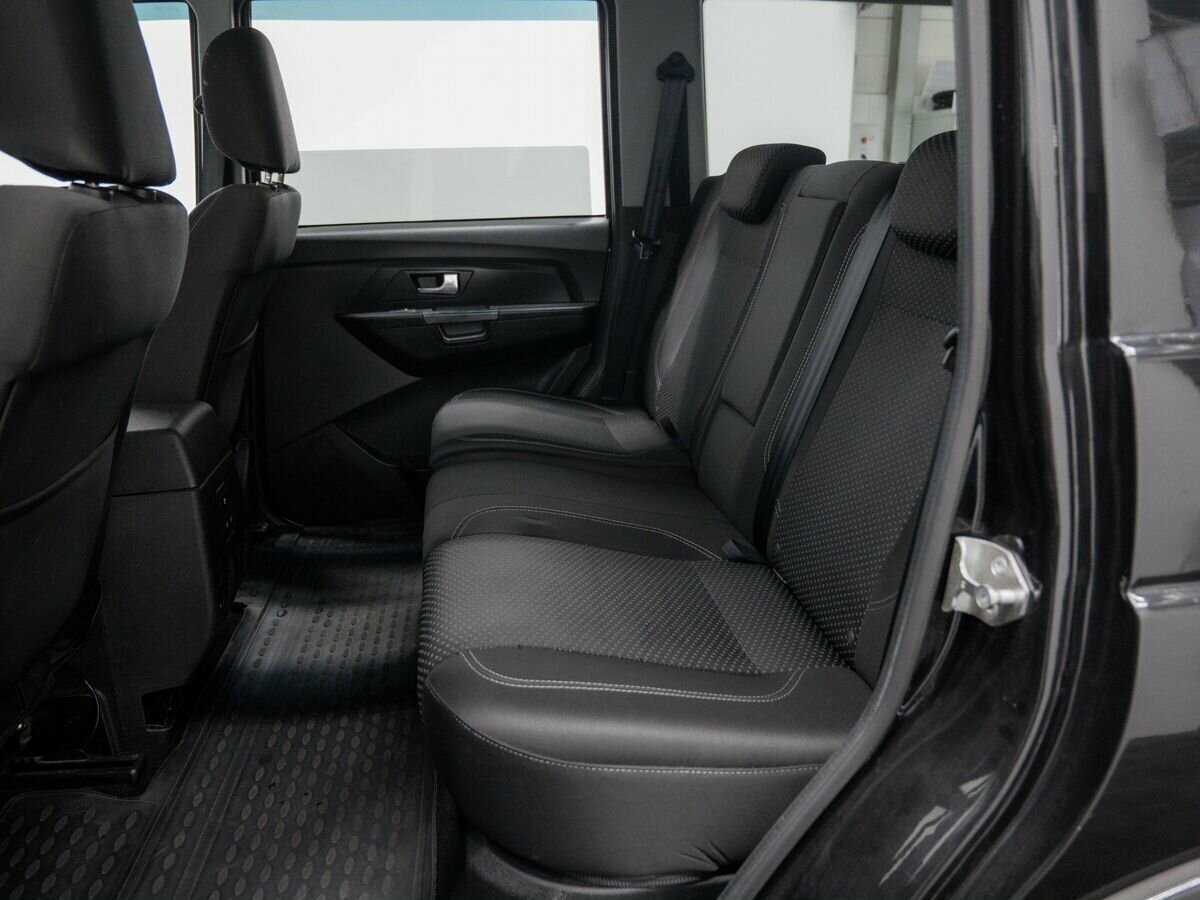 УАЗ Patriot с пробегом — 2015 год. Фото: #12