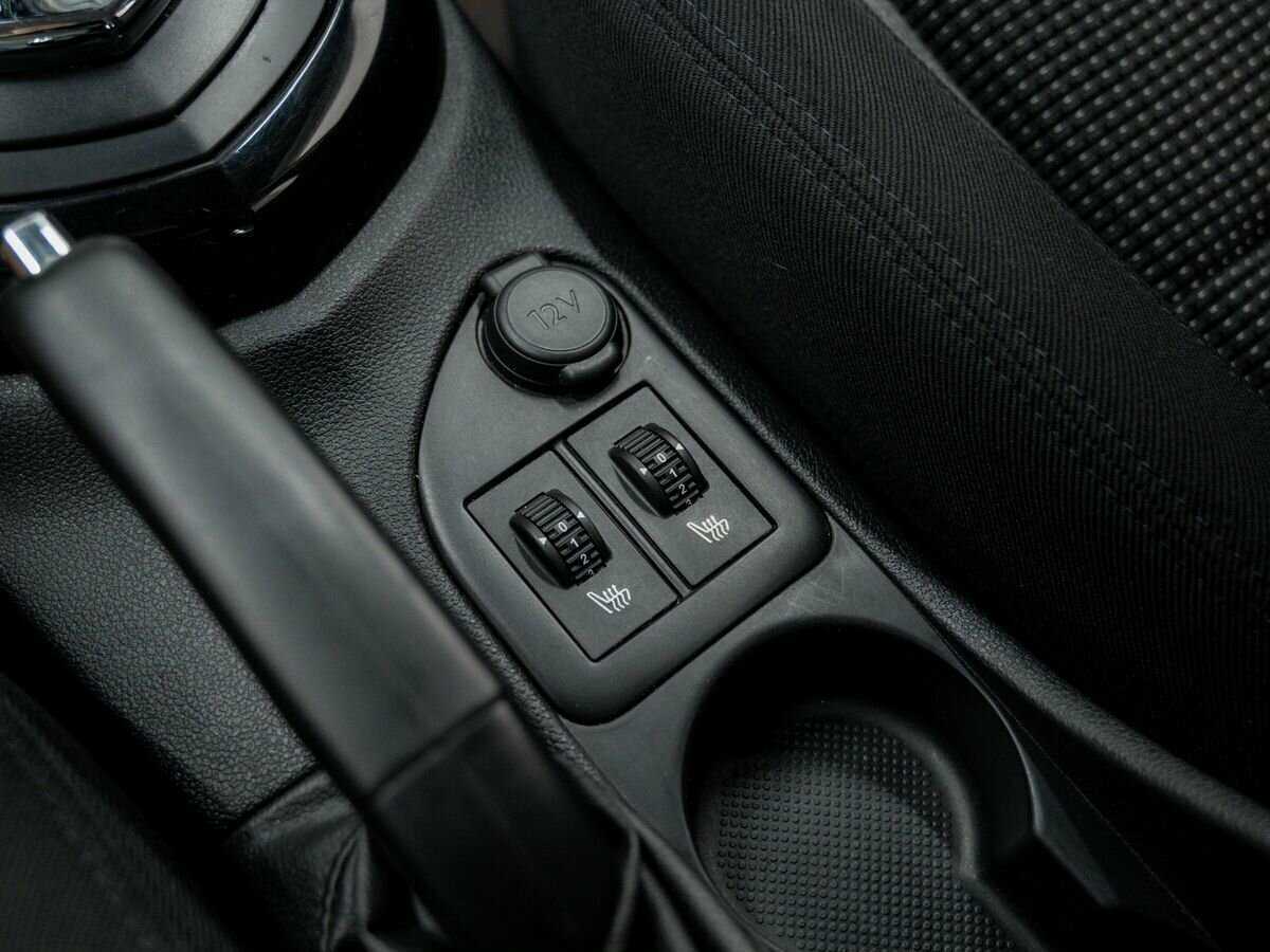 Peugeot 408 с пробегом — 2017 год. Фото: #16